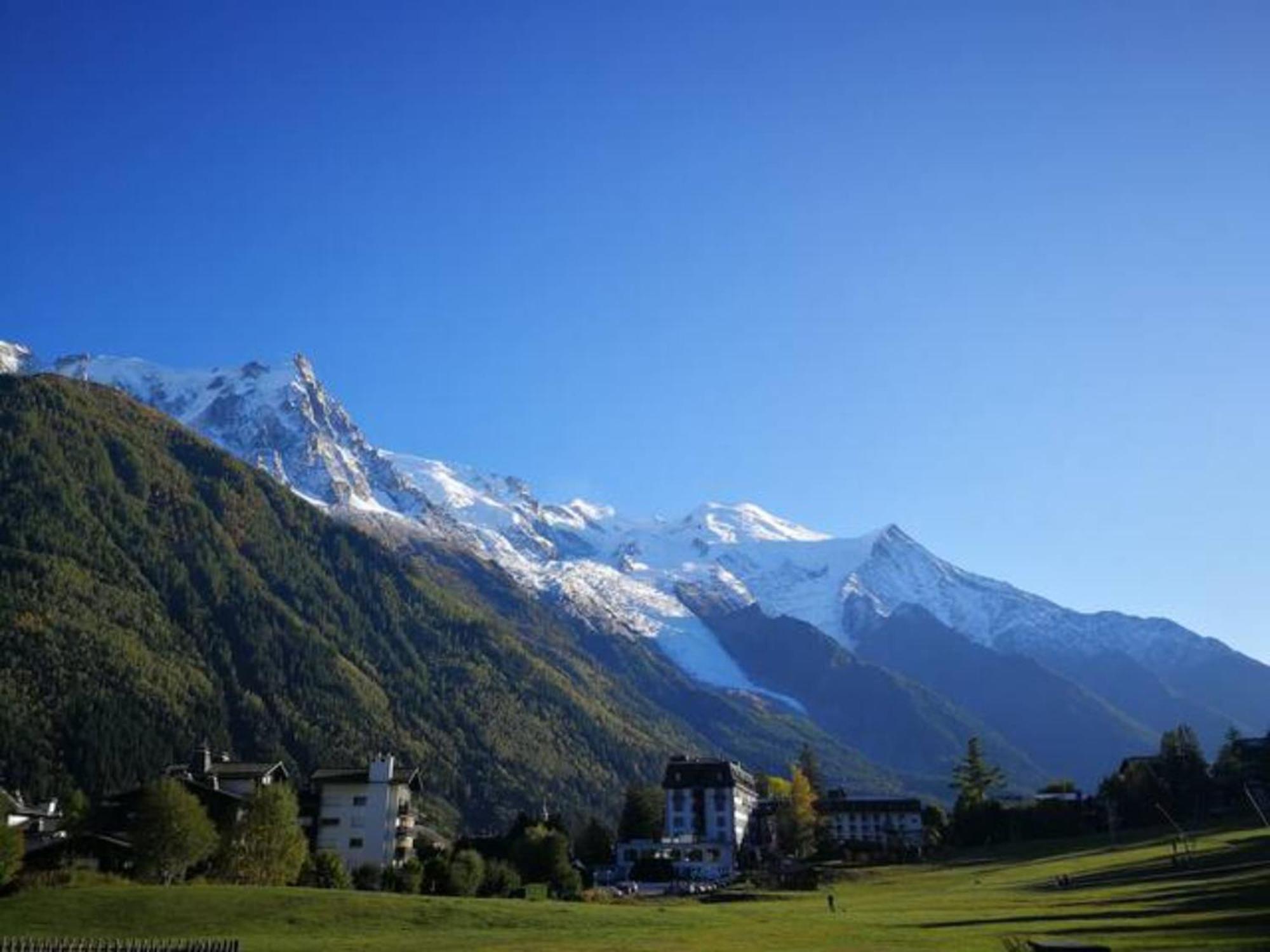 Appartamento Le Savoy - Terrasse Avec Vue Sur Le Mont-Blanc Chamonix Esterno foto